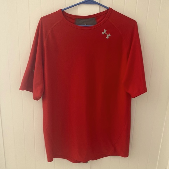 Under Armour men’s Athletic gym shirt Heat Gear medium - Picture 1 of 5